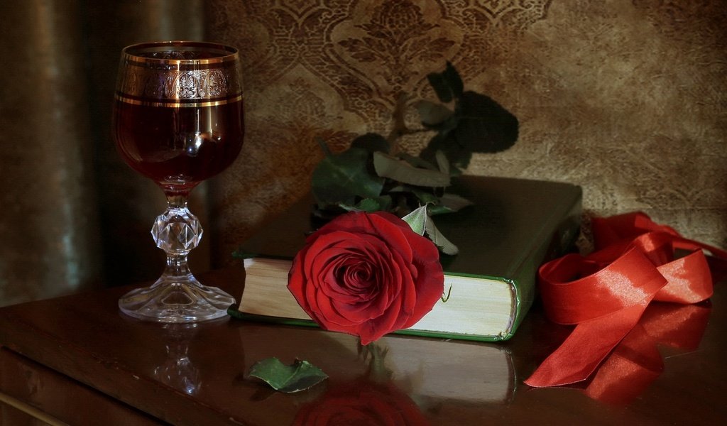 Обои роза, бокал, вино, лента, книга, rose, glass, wine, tape, book разрешение 1920x1247 Загрузить