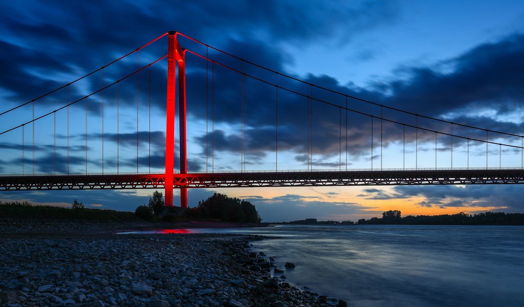 Обои река, мост, германия, emmerich rhine bridge, rhine river, эммерихский мост, река рейн, эммерих-на-рейне, северный рейн-вестфалия, river, bridge, germany, amerisci bridge, the rhine river, emmerich am rhein, north rhine-westphalia разрешение 2048x1152 Загрузить