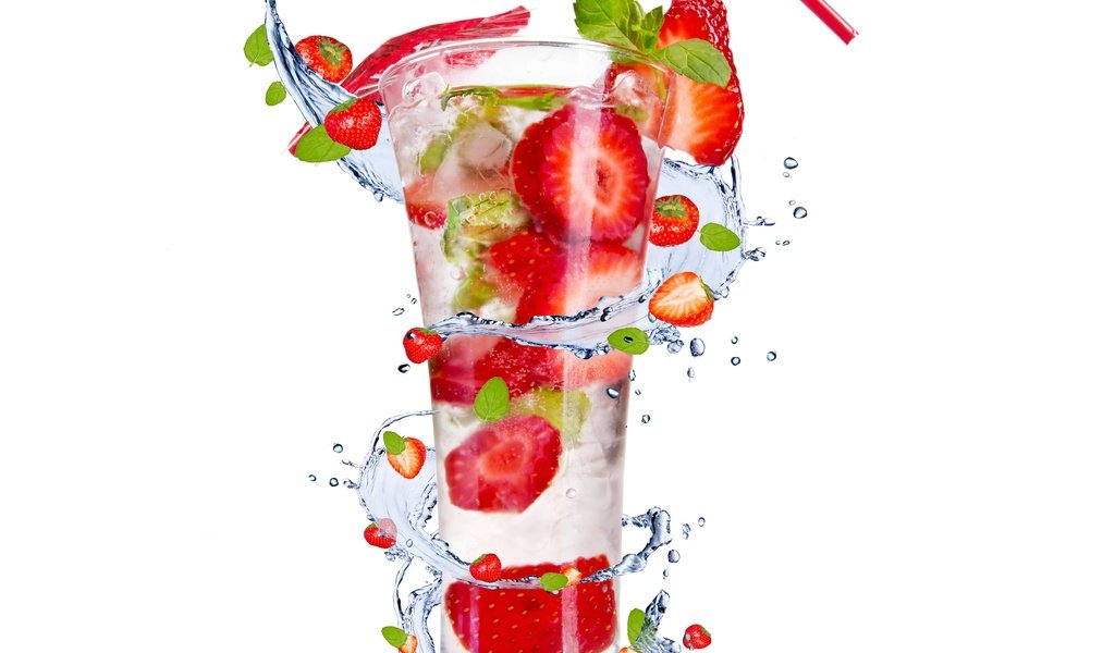 Обои вода, мята, клубника, коктейль, water, mint, strawberry, cocktail разрешение 2880x2346 Загрузить