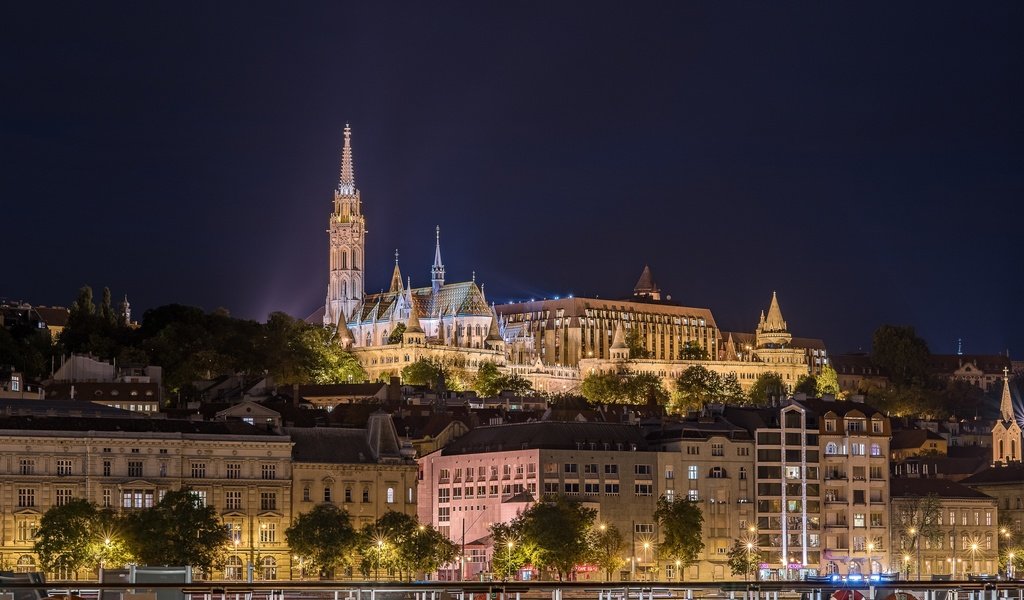 Обои ночь, огни, венгрия, будапешт, night, lights, hungary, budapest разрешение 2880x2132 Загрузить