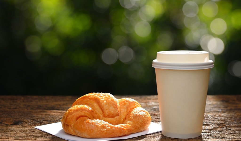 Обои утро, кофе, чашка, завтрак, круассан, горячая, доброе утро, coffee cup, morning, coffee, cup, breakfast, croissant, hot, good morning разрешение 6130x4100 Загрузить