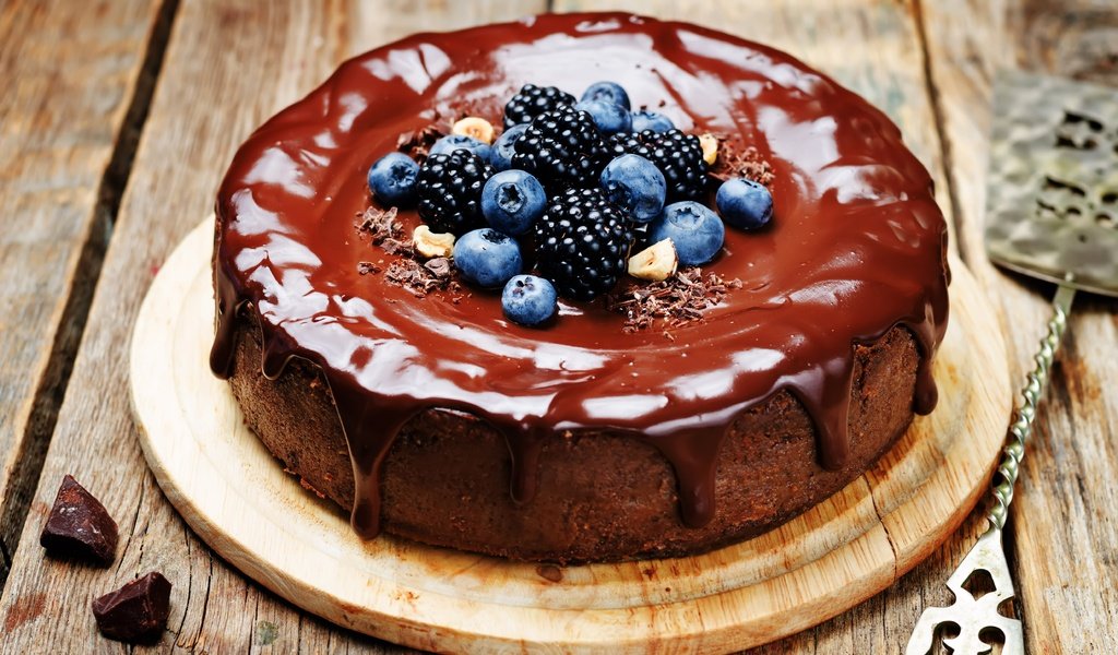 Обои черника, шоколад, сладкое, торт, десерт, пирог, ежевика, blueberries, chocolate, sweet, cake, dessert, pie, blackberry разрешение 4928x3264 Загрузить