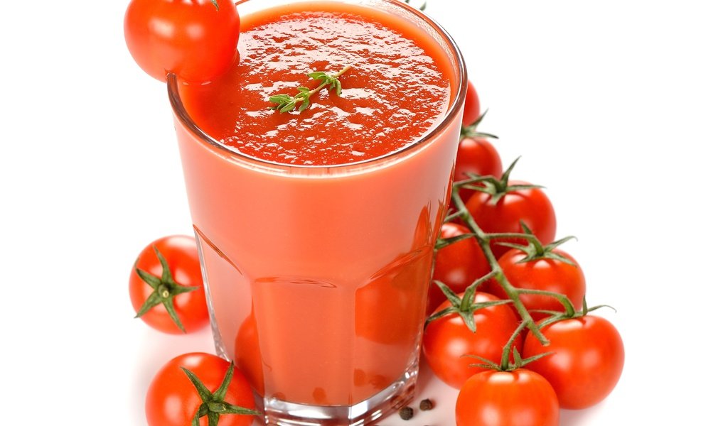 Обои овощи, стакан, помидоры, перец, сок, специи, vegetables, glass, tomatoes, pepper, juice, spices разрешение 3800x2840 Загрузить