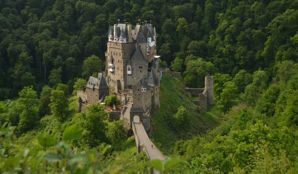 Обои природа, панорама, замок, германия, замок эльц, виршем, nature, panorama, castle, germany, eltz castle, wierschem разрешение 4608x3072 Загрузить