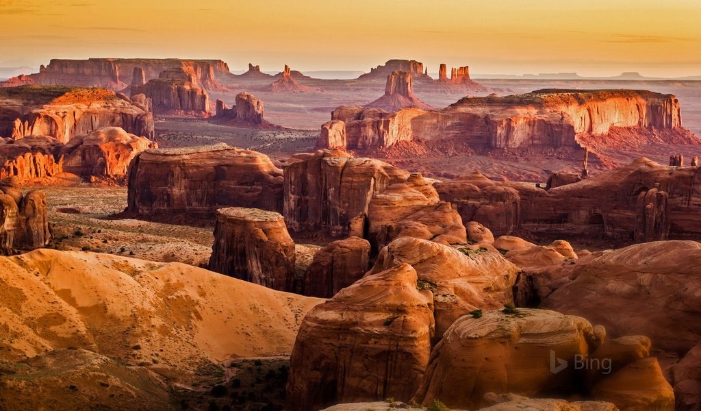 Обои горы, скалы, каньон, сша, аризона, юта, долина монументов, mountains, rocks, canyon, usa, az, utah, monument valley разрешение 1920x1200 Загрузить