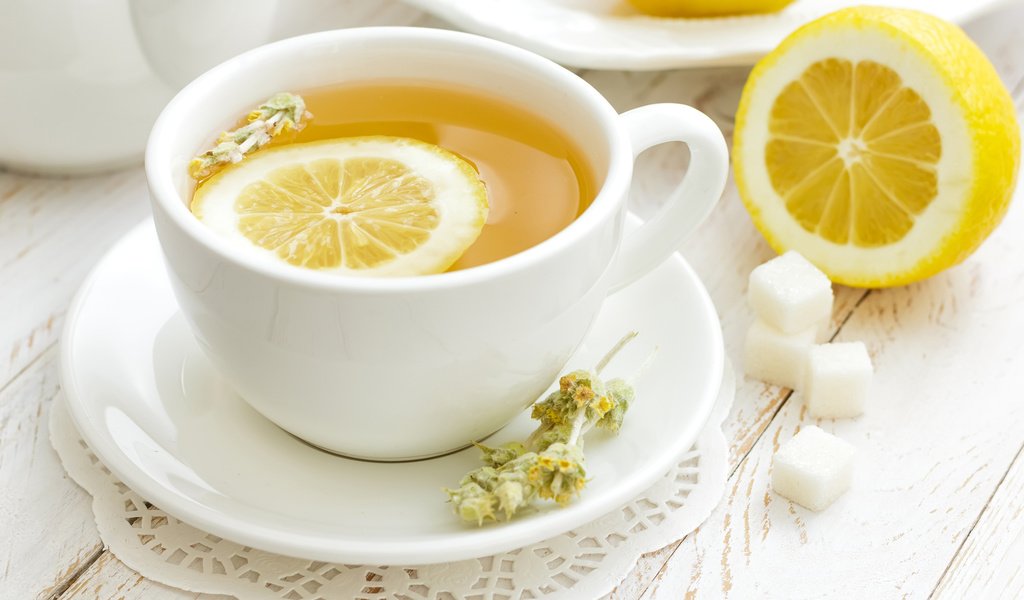 Обои лимон, кружка, блюдце, чай, сахар, lemon, mug, saucer, tea, sugar разрешение 2560x1600 Загрузить
