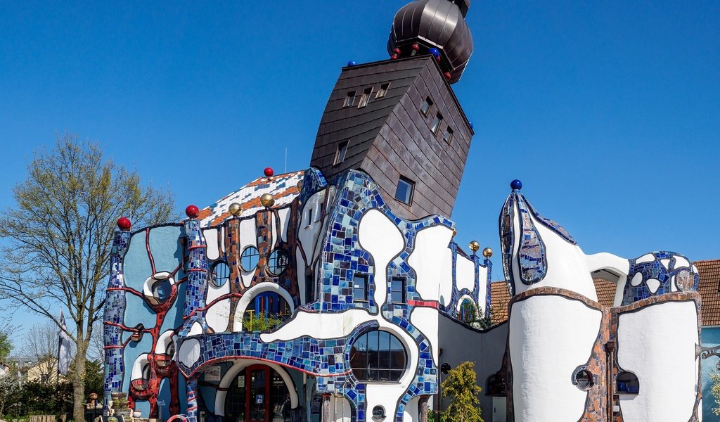 Обои башня, германия, бавария, хундертвассера, абенсберг, tower, germany, bayern, hundertwasser, abensberg разрешение 2048x1536 Загрузить