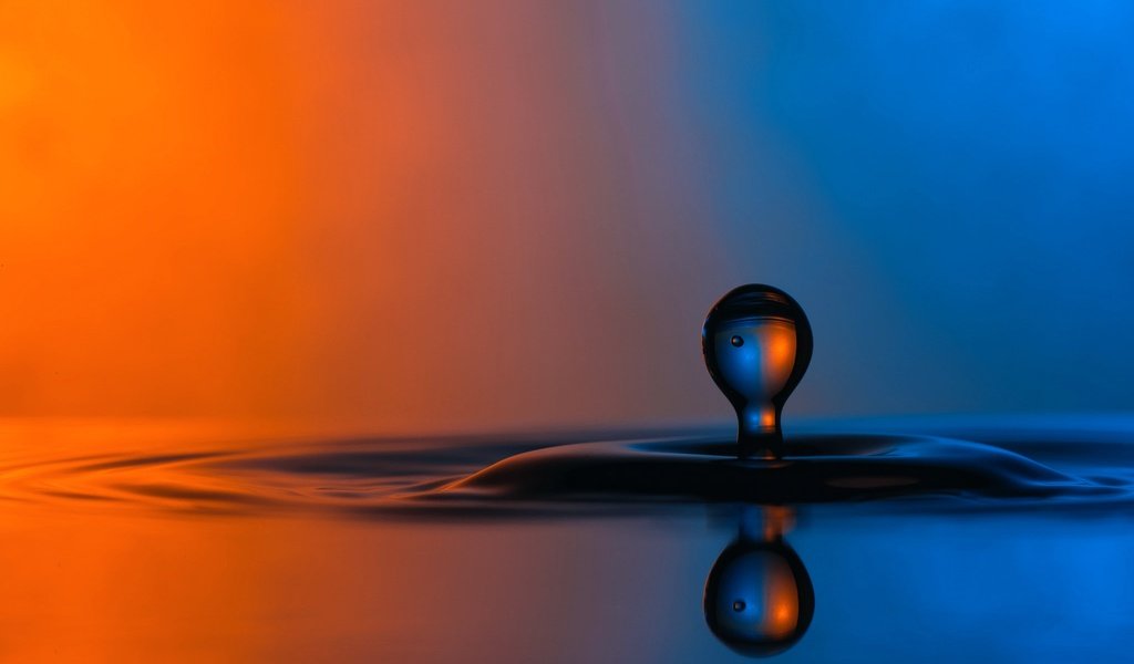 Обои вода, отражение, фон, капля, цвет, всплеск, water, reflection, background, drop, color, splash разрешение 2048x1367 Загрузить