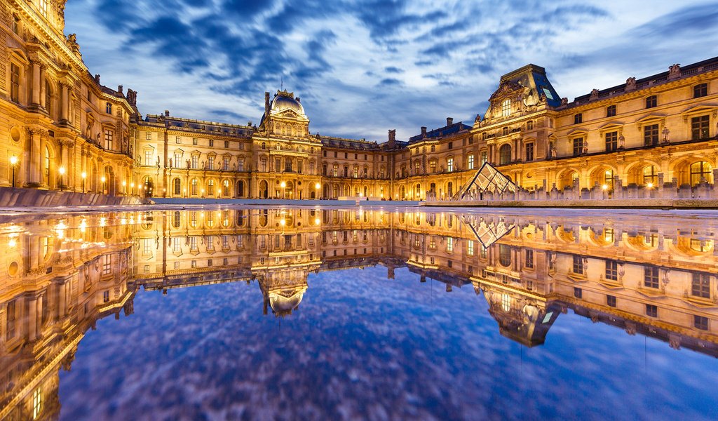 Обои вода, отражение, париж, здание, дворец, франция, лувр, water, reflection, paris, the building, palace, france, the louvre разрешение 1920x1200 Загрузить