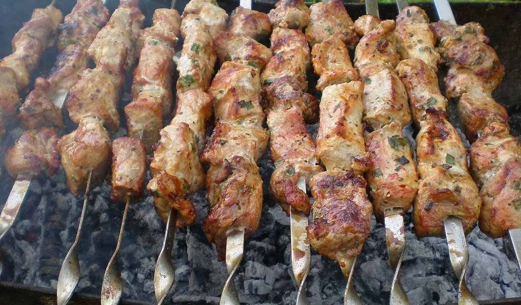 Обои мясо, шашлык, шампура, мангал, meat, kebab, skewers, grill разрешение 1920x1200 Загрузить
