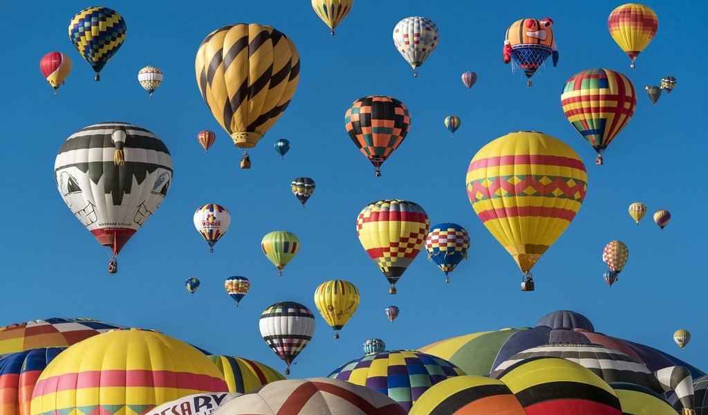 Обои воздушные шары, голубое небо, фестиваль, balloons, blue sky, festival разрешение 3170x2100 Загрузить