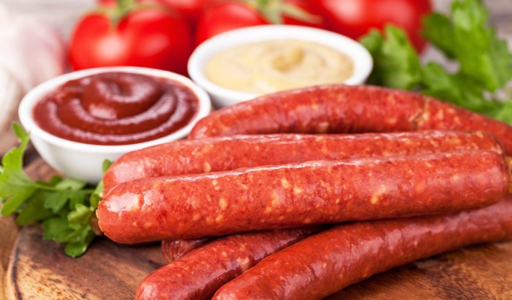 Обои кетчуп, колбаса, помидоры, соус, ketchup, sausage, tomatoes, sauce разрешение 2560x1599 Загрузить