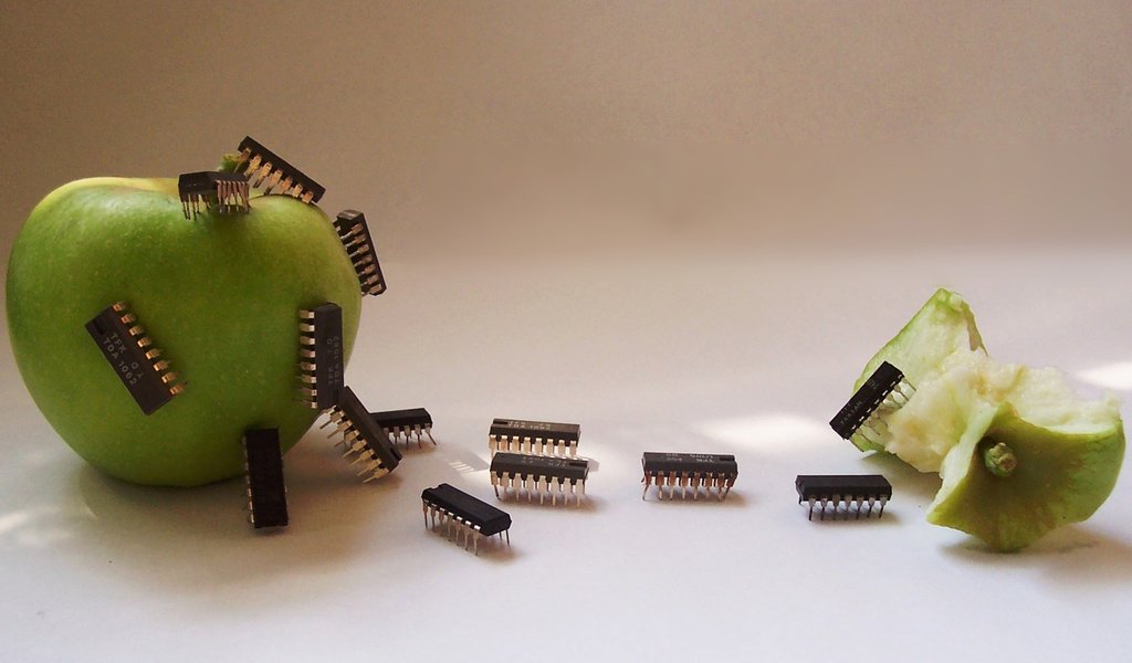 Обои креатив, яблоко, микросхемы, creative, apple, chip разрешение 1920x1200 Загрузить