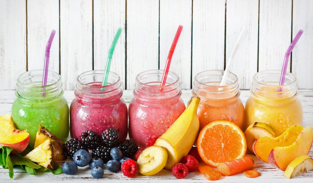 Обои фрукты, ягоды, напитки, банки, соки, fruit, berries, drinks, banks, juices разрешение 2560x1600 Загрузить