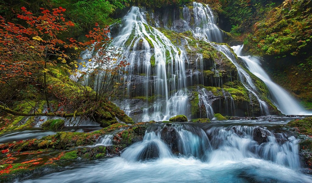 Обои вода, камни, водопад, осень, поток, мох, water, stones, waterfall, autumn, stream, moss разрешение 2048x1365 Загрузить