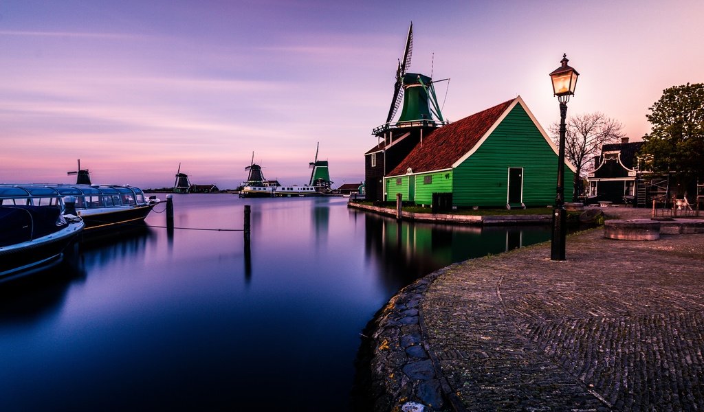 Обои вода, zaanse schans, отражение, деревня, канал, мельница, дома, мельницы, нидерланды, голландия, holland, water, reflection, village, channel, mill, home, netherlands разрешение 4000x2666 Загрузить