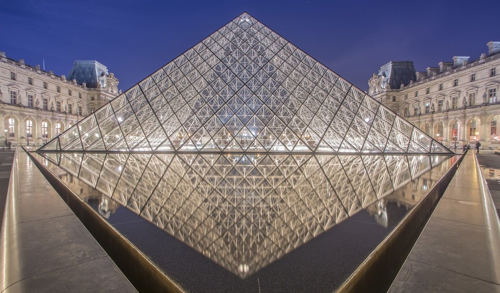 Обои париж, пирамида, франция, лувр, музей, paris, pyramid, france, the louvre, museum разрешение 2560x1440 Загрузить