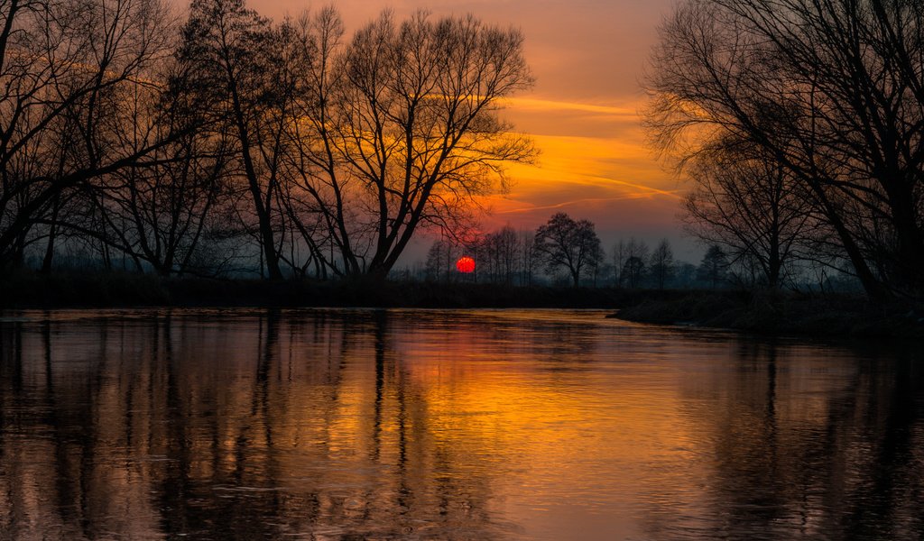 Обои деревья, река, природа, закат, отражение, trees, river, nature, sunset, reflection разрешение 2048x1356 Загрузить