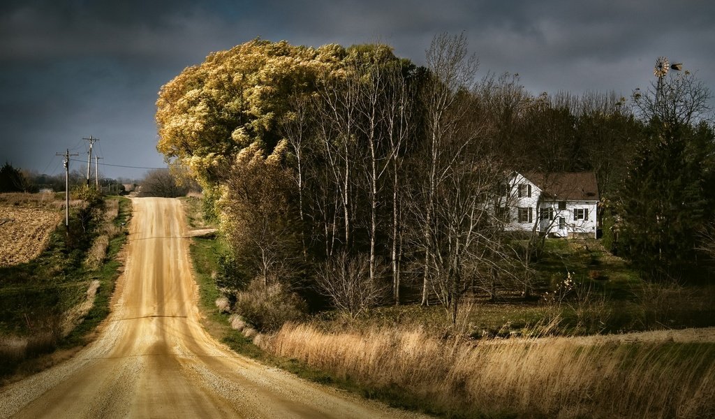 Обои небо, дорога, деревья, дом, сша, лэп, ферма, jody miller, айова, iowa, the sky, road, trees, house, usa, power lines, farm разрешение 2048x1333 Загрузить