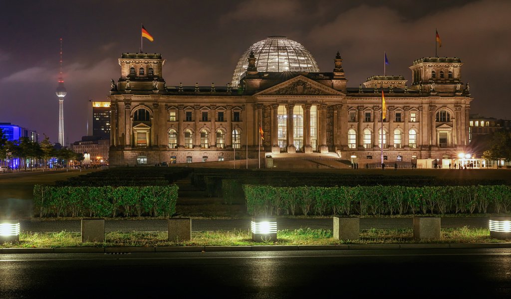 Обои вечер, здание, германия, берлин, рейхстаг, the evening, the building, germany, berlin, the reichstag разрешение 3556x2000 Загрузить