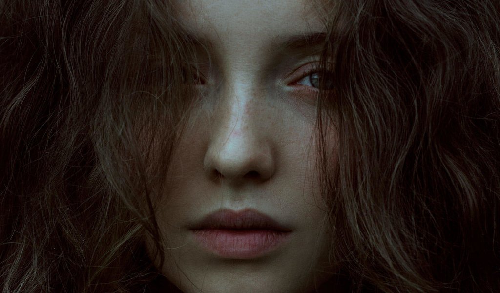 Обои девушка, портрет, взгляд, модель, волосы, лицо, marta bevacqua, july, girl, portrait, look, model, hair, face разрешение 1920x1920 Загрузить