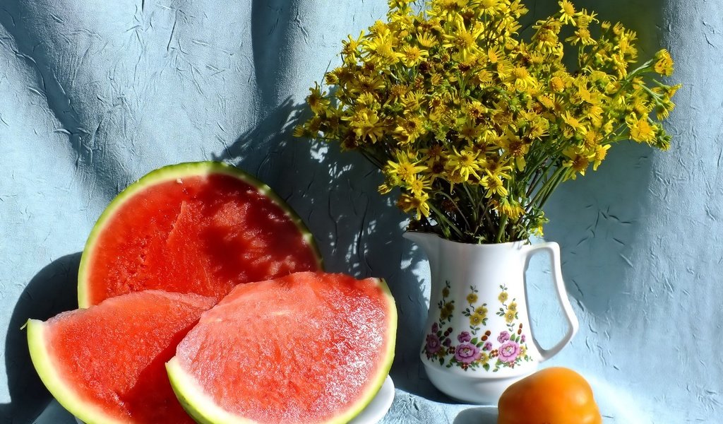 Обои цветы, арбуз, букет, ваза, кувшин, натюрморт, flowers, watermelon, bouquet, vase, pitcher, still life разрешение 3000x2250 Загрузить