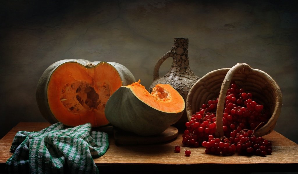 Обои осень, кувшин, тыква, натюрморт, калина, autumn, pitcher, pumpkin, still life, kalina разрешение 2829x1649 Загрузить