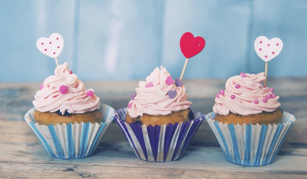 Обои сердечки, десерт, кексы, hearts, dessert, cupcakes разрешение 1920x1080 Загрузить