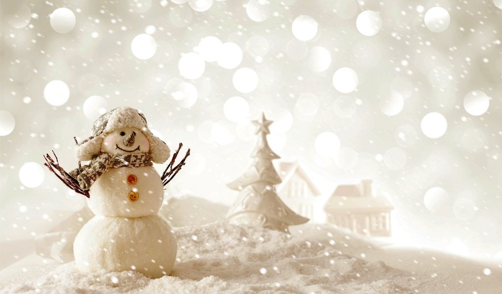 Обои снег, новый год, зима, снеговик, рождество, snow, new year, winter, snowman, christmas разрешение 2880x1800 Загрузить