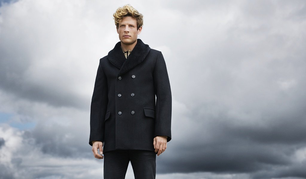 Обои небо, взгляд, актёр, лицо, пальто, джеймс нортон, the sky, look, actor, face, coat, james norton разрешение 5760x3840 Загрузить