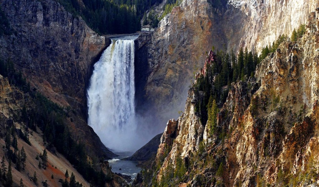 Обои горы, скалы, йеллоустонский национальный парк, водопад, lower falls, mountains, rocks, yellowstone national park, waterfall разрешение 4500x3000 Загрузить