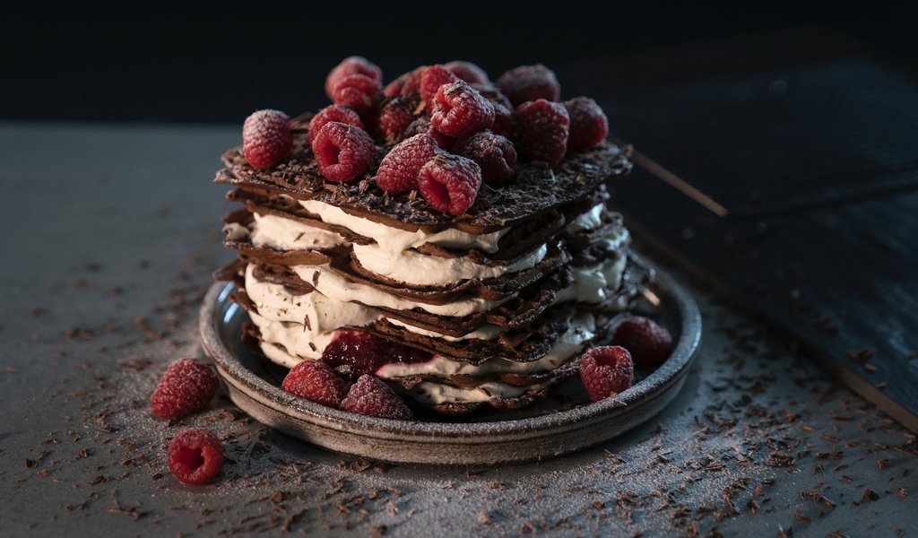 Обои малина, шоколад, торт, десерт, тортик, крем, raspberry, chocolate, cake, dessert, cream разрешение 1920x1080 Загрузить