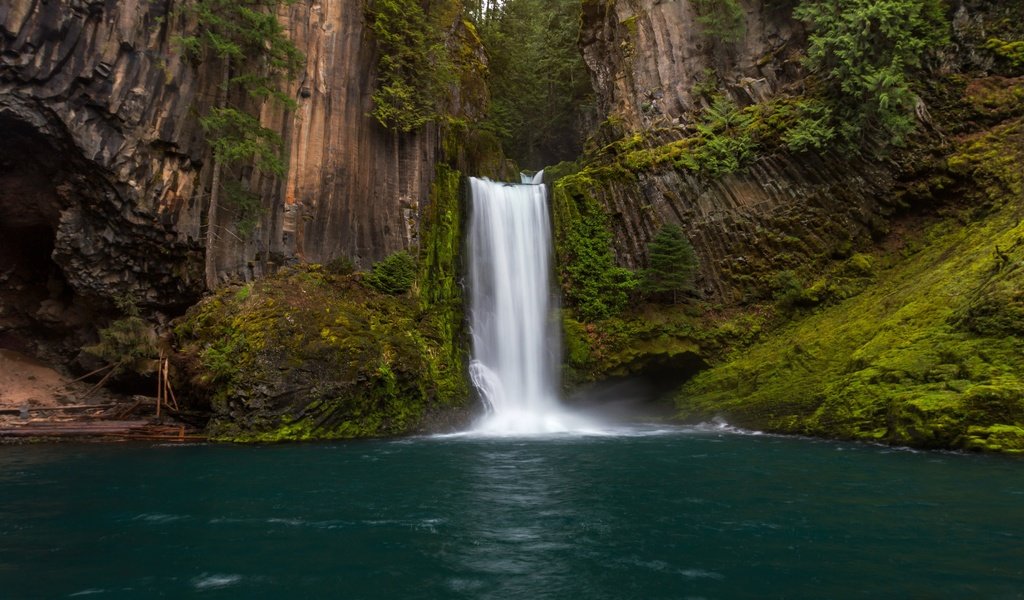 Обои река, скалы, водопад, орегон, токети фолс, водопад токети, north umpqua river, river, rocks, waterfall, oregon, toketee falls разрешение 3840x2160 Загрузить