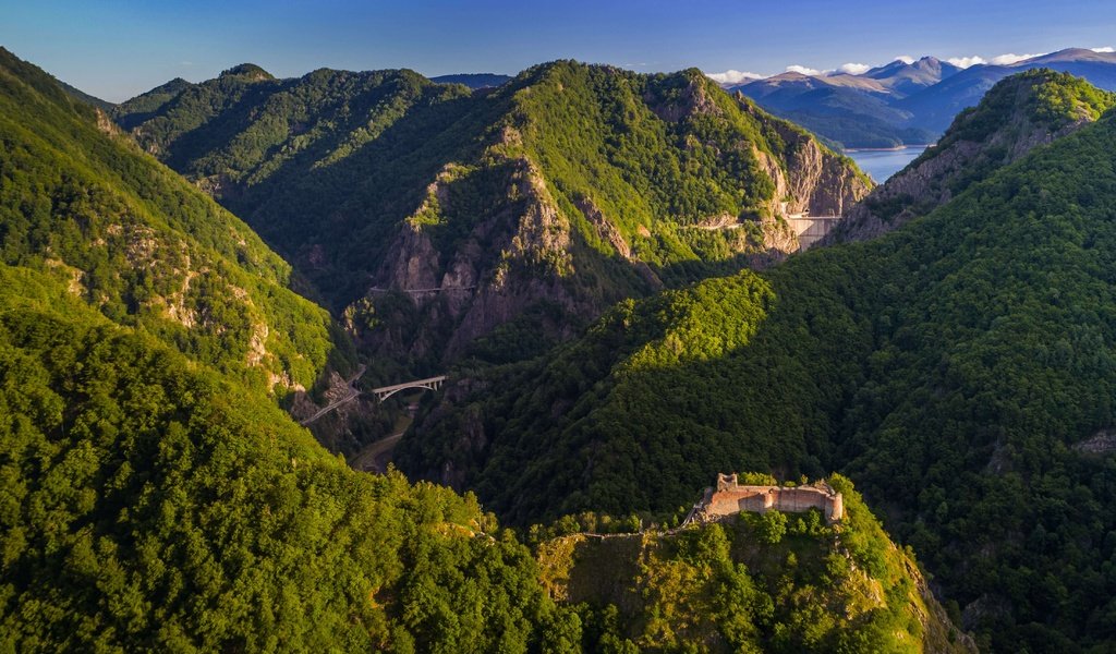 Обои горы, румыния, mountains, romania разрешение 4592x2583 Загрузить