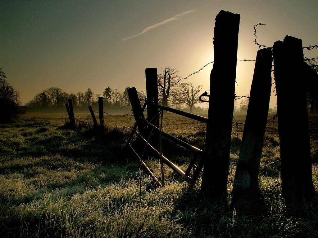 Обои пейзаж, забор, landscape, the fence разрешение 1920x1440 Загрузить