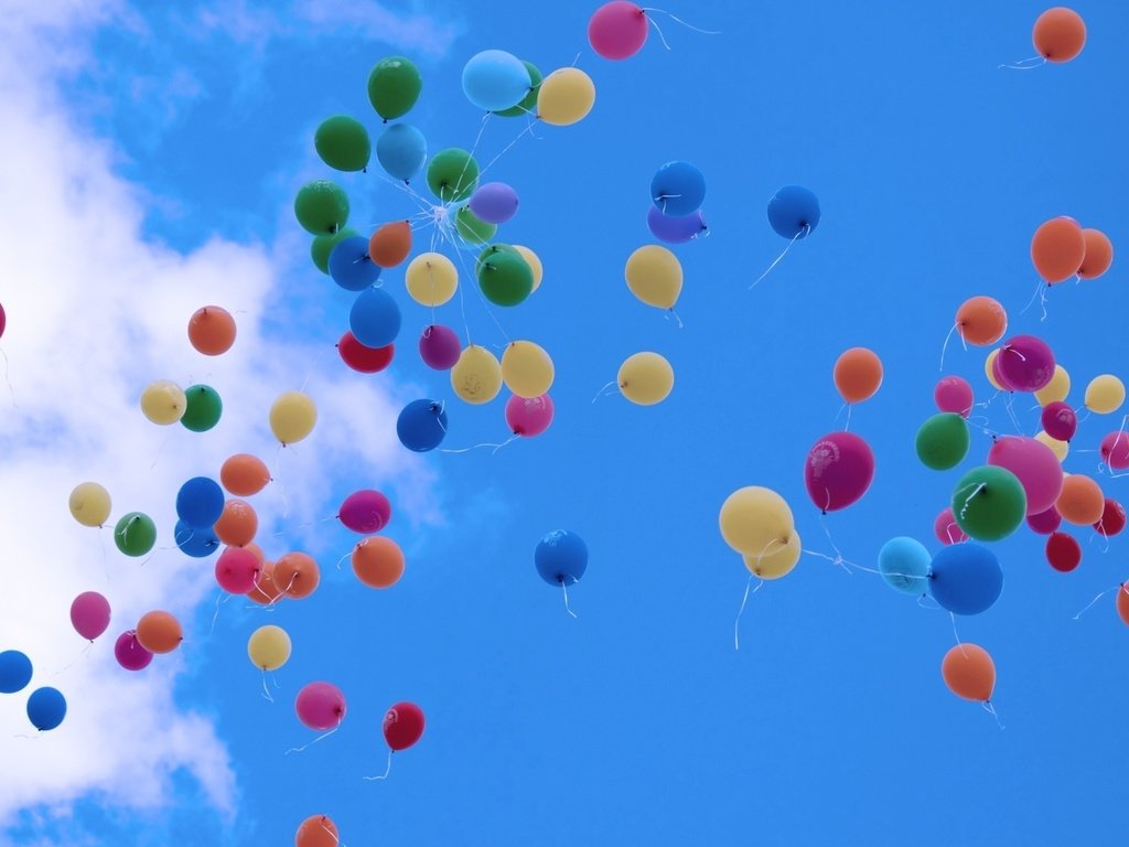 Обои небо, шары, воздушные, полёт.разноцветные, the sky, balls, air, flight.colorful разрешение 1920x1200 Загрузить