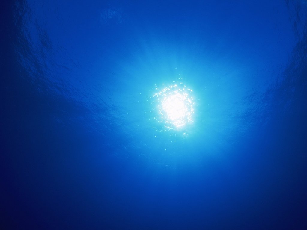 Обои свет, вода, солнце, синий, light, water, the sun, blue разрешение 1920x1440 Загрузить