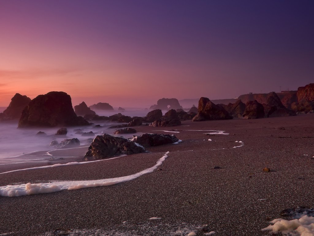 Обои скалы, песок, пляж, океан, калифорния, foam of the sea, bodega bay, rocks, sand, beach, the ocean, ca разрешение 1920x1080 Загрузить