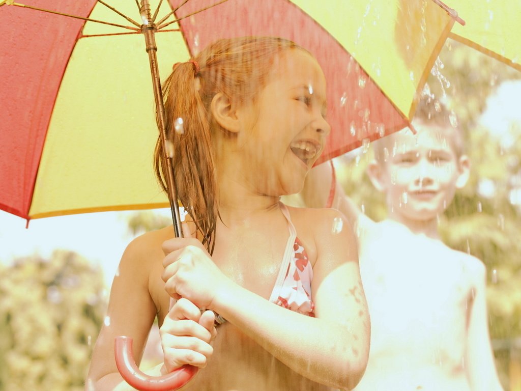 Обои дети, радость, дождь, children, joy, rain разрешение 1920x1080 Загрузить