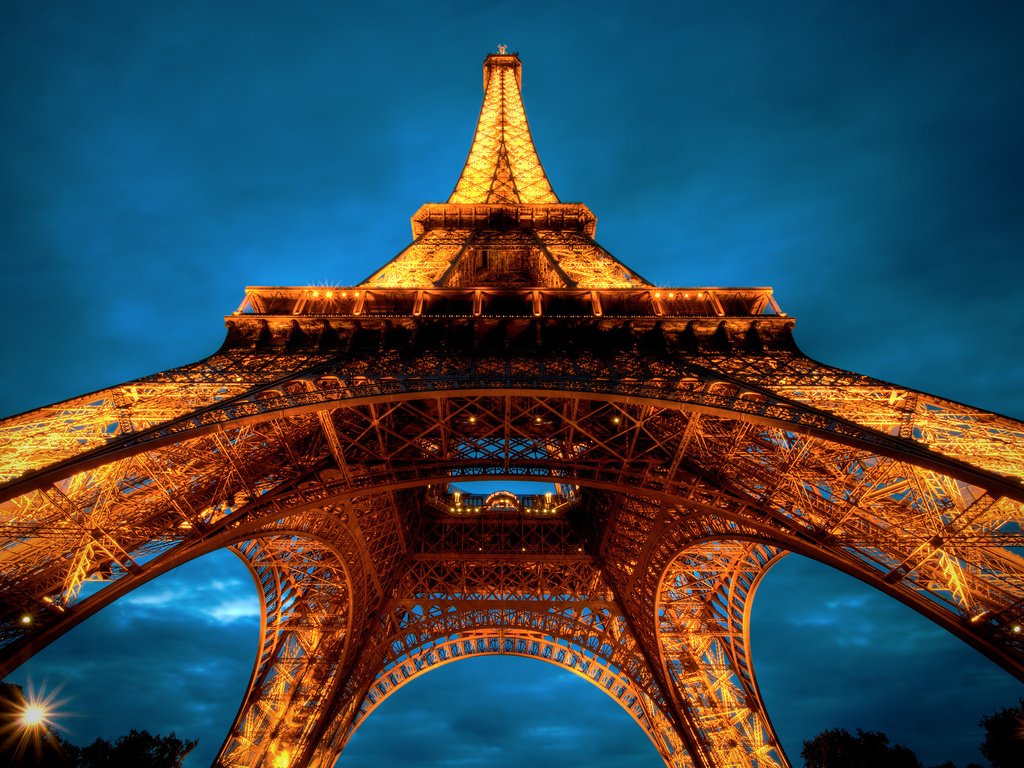 Обои небо, париж, подсветка, эйфелева башня, the sky, paris, backlight, eiffel tower разрешение 2560x1600 Загрузить