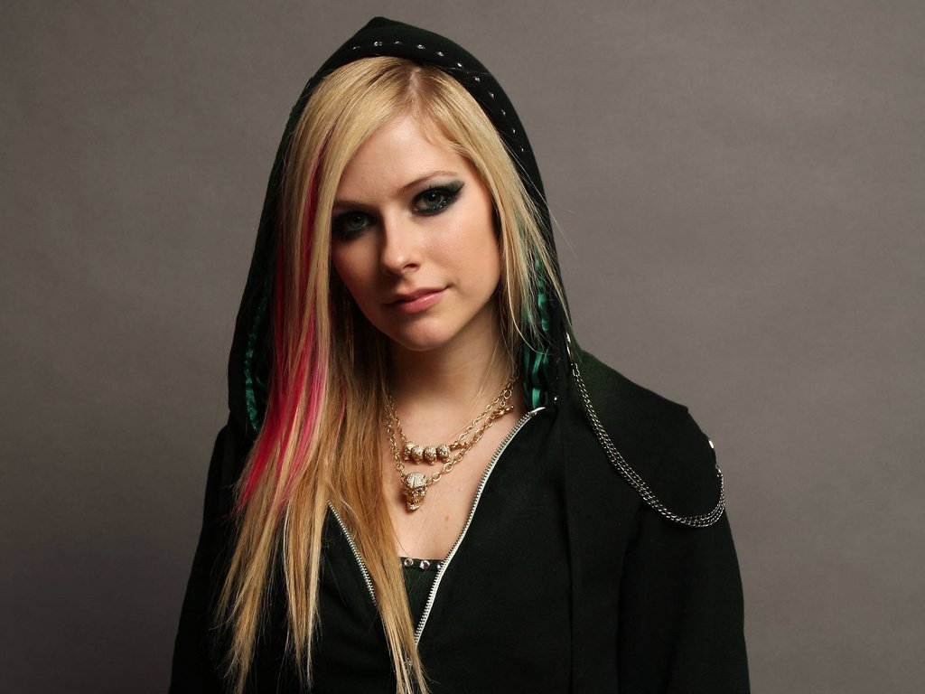 Обои блондинка, взгляд, певица, аврил лавин, kartinka, oboi, muzyka, iskusstvo, stil, blonde, look, singer, avril lavigne, skill разрешение 1920x1440 Загрузить