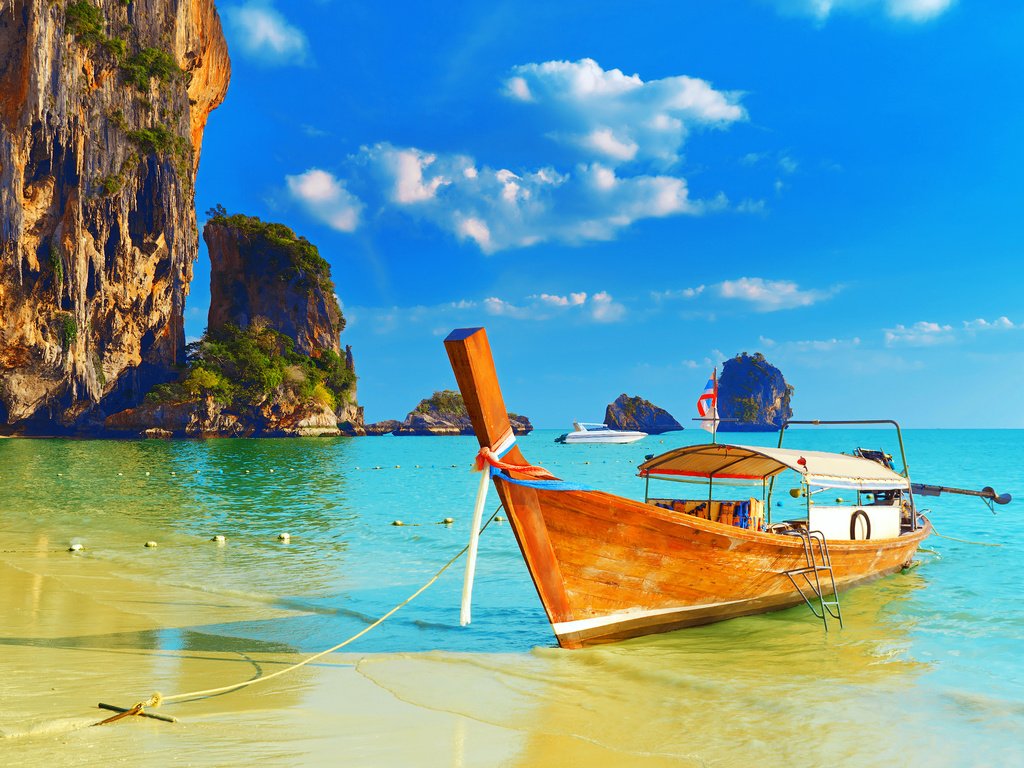 Обои море, пляж, лодка, отдых, таиланд, тропики, sea, beach, boat, stay, thailand, tropics разрешение 2560x1600 Загрузить