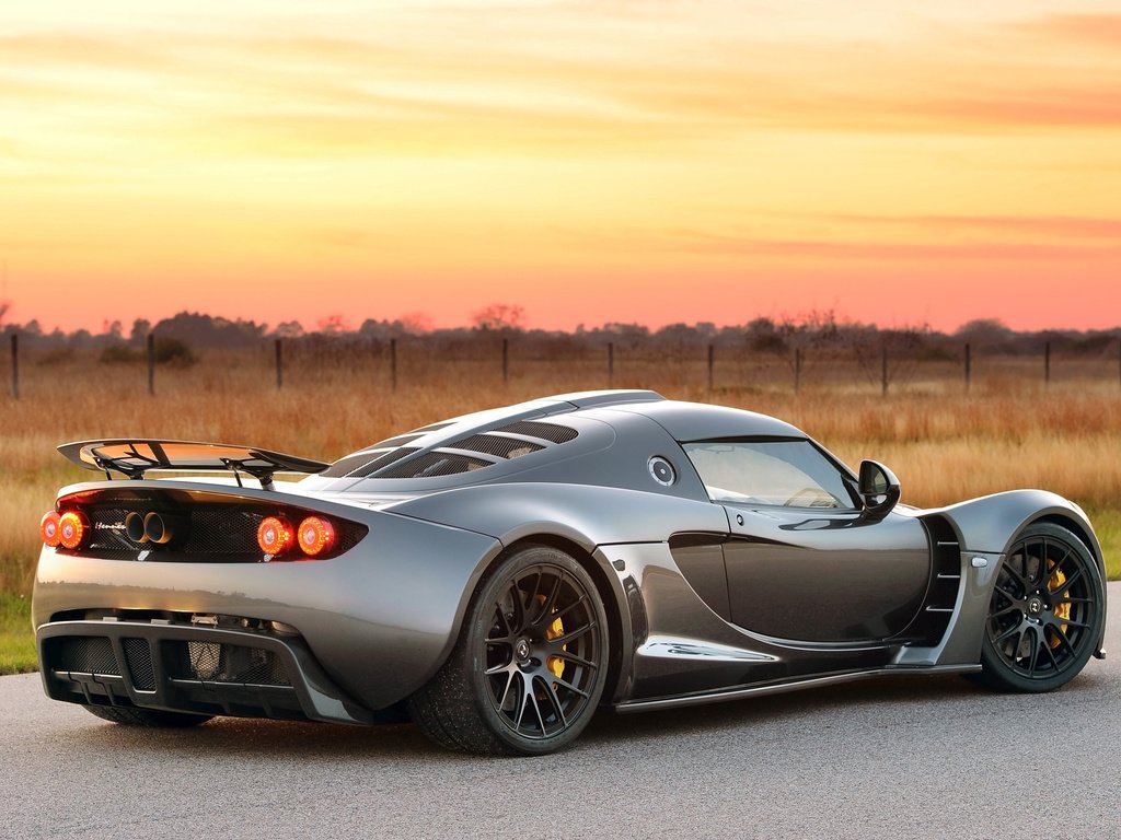 Обои тюнинг, hennessey, dark knight, хеннесси, веном, гт, tuning, hennessy, venom, gt разрешение 2560x1600 Загрузить