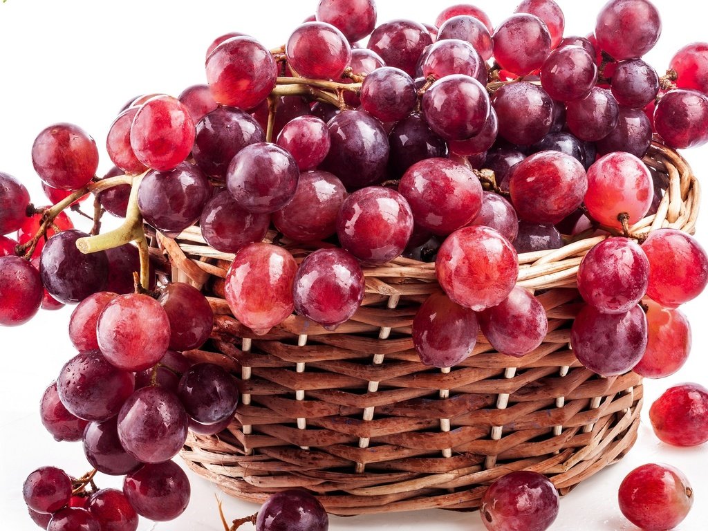 Обои виноград, красный, корзина, берри, краcный, raceme, grapes, red, basket, berry разрешение 2560x1600 Загрузить