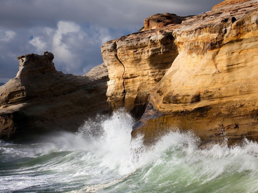 Обои скалы, природа, волны, море, прибой, стихия, утес, rocks, nature, wave, sea, surf, element, rock разрешение 1920x1080 Загрузить
