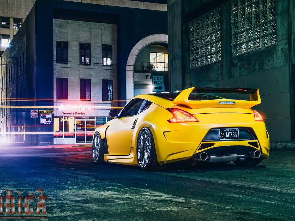 Обои желтый, город, скорость, улица, автомобиль, ниссан, 370z, z34, yellow, the city, speed, street, car, nissan разрешение 2560x1600 Загрузить