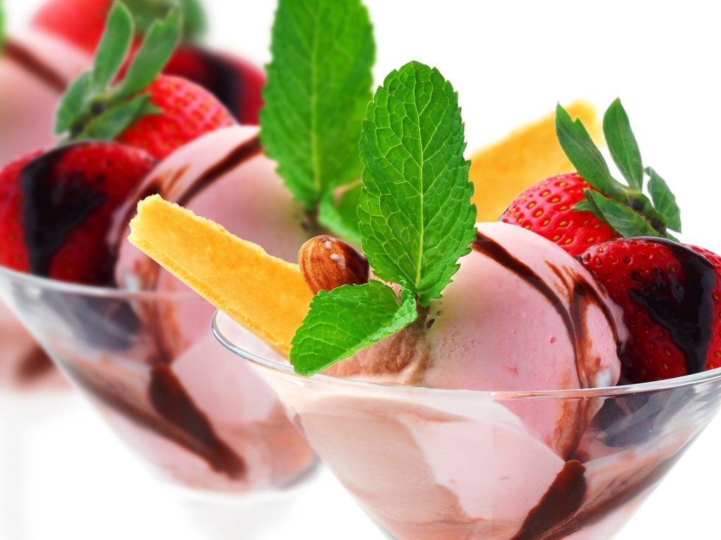 Обои мята, мороженое, клубника, шоколад, сладкое, десерт, mint, ice cream, strawberry, chocolate, sweet, dessert разрешение 2560x1592 Загрузить