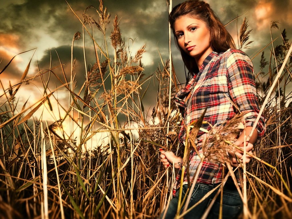 Обои трава, девушка, поле, взгляд, модель, волосы, лицо, dejan sokolovski, grass, girl, field, look, model, hair, face разрешение 1920x1080 Загрузить