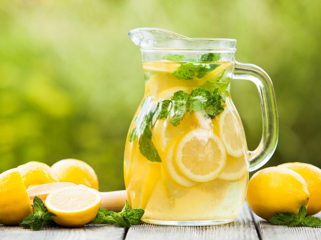 Обои мята, напиток, лимоны, графин, лимонад, mint, drink, lemons, decanter, lemonade разрешение 3840x2400 Загрузить