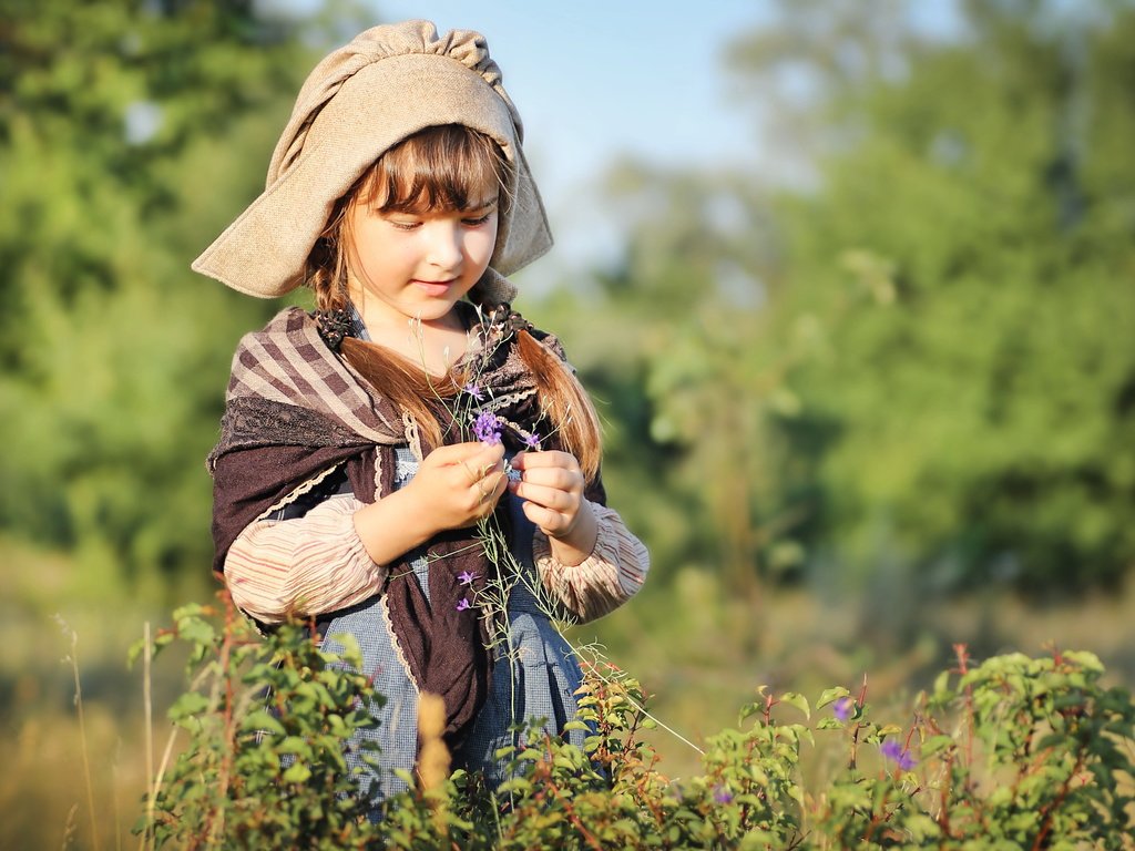 Обои цветы, природа, лето, дети, девочка, косички, flowers, nature, summer, children, girl, braids разрешение 3840x2560 Загрузить